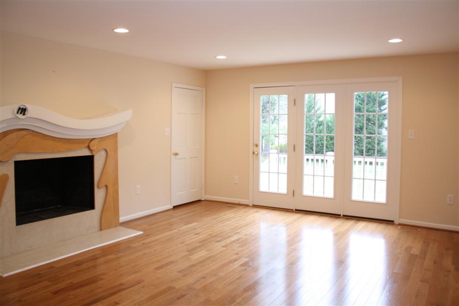 1005 Northwoods Trl McLean VA 22102