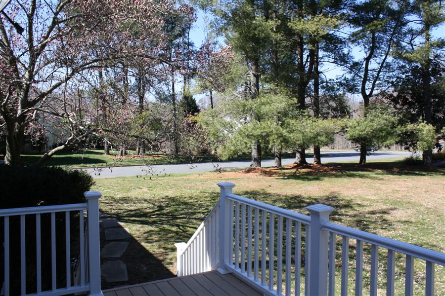1005 Northwoods Trl McLean VA 22102