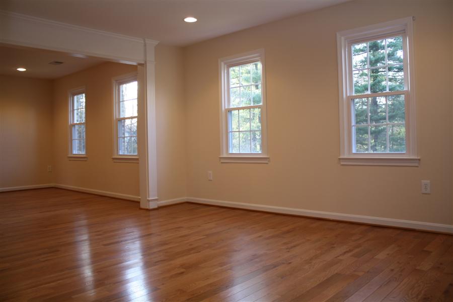 1005 Northwoods Trl McLean VA 22102