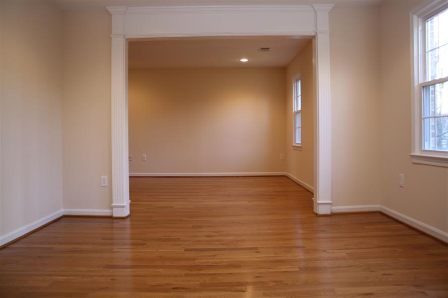 1005 Northwoods Trl McLean VA 22102
