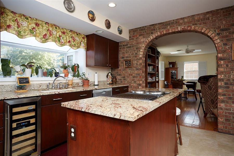1325 Oberon Way McLean VA 22102