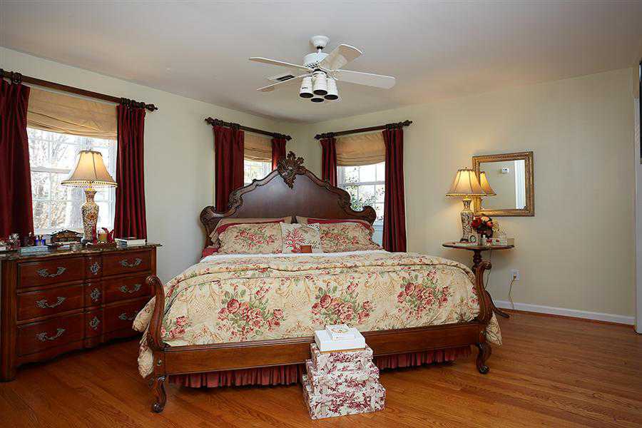 1325 Oberon Way McLean VA 22102