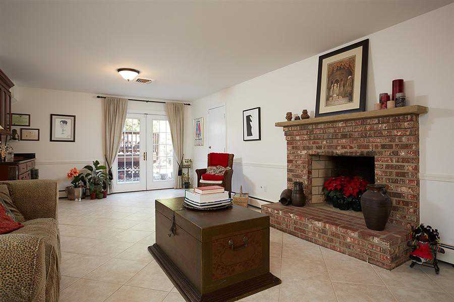 1325 Oberon Way McLean VA 22102