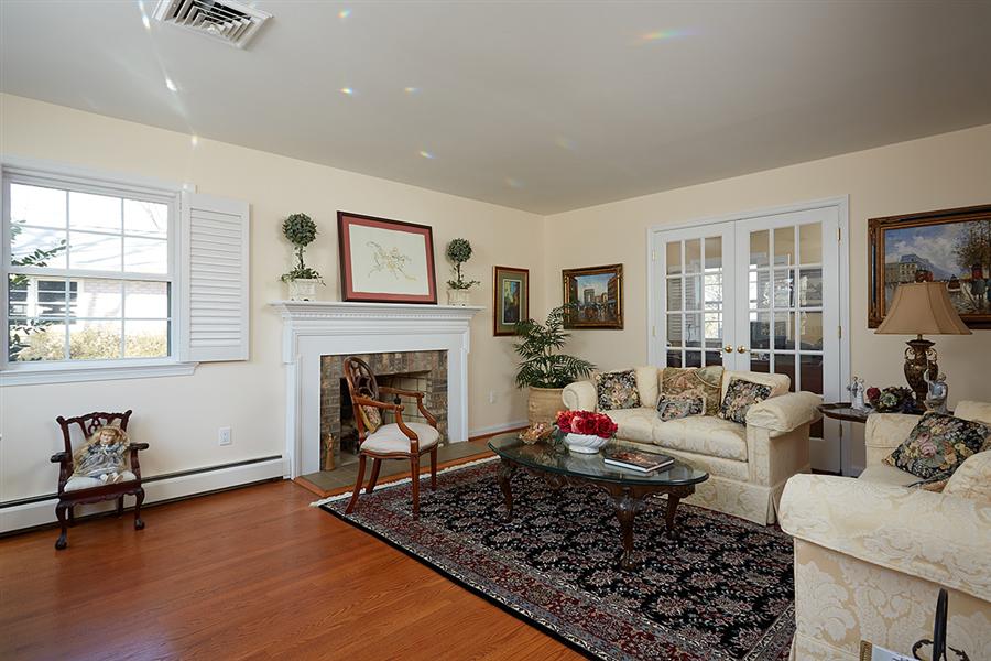 1325 Oberon Way McLean VA 22102