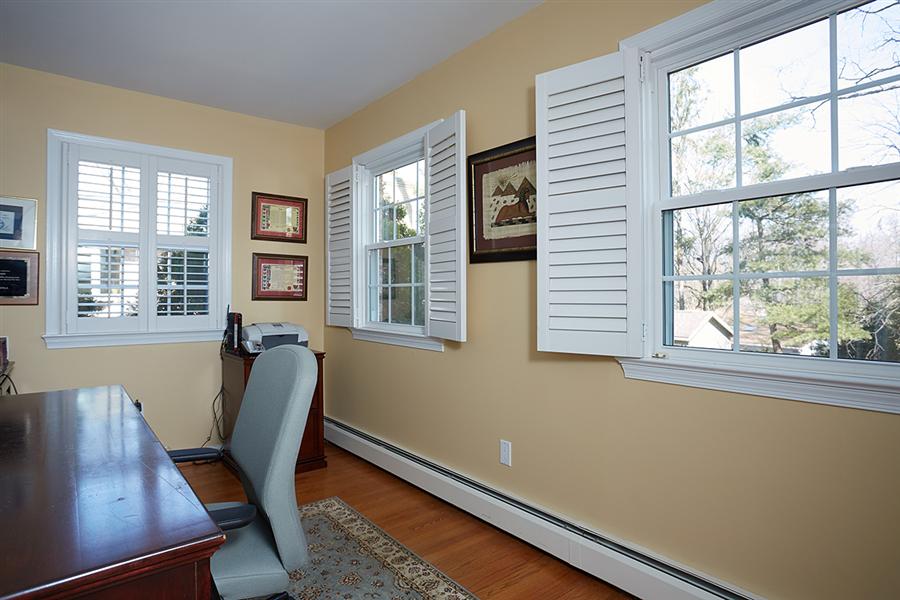 1325 Oberon Way McLean VA 22102