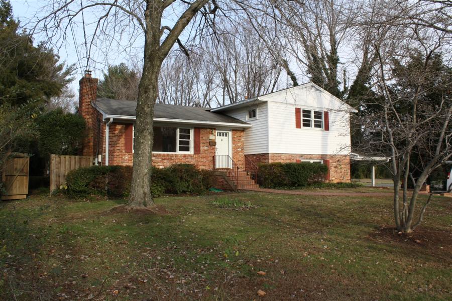 1727 Great Falls St McLean VA 22101