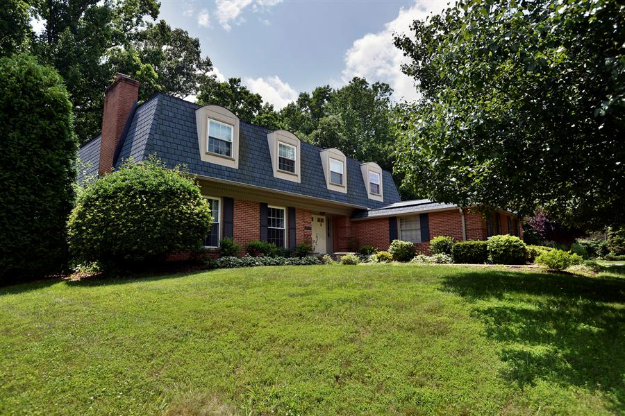 6615 Weatheford Ct McLean VA 22101