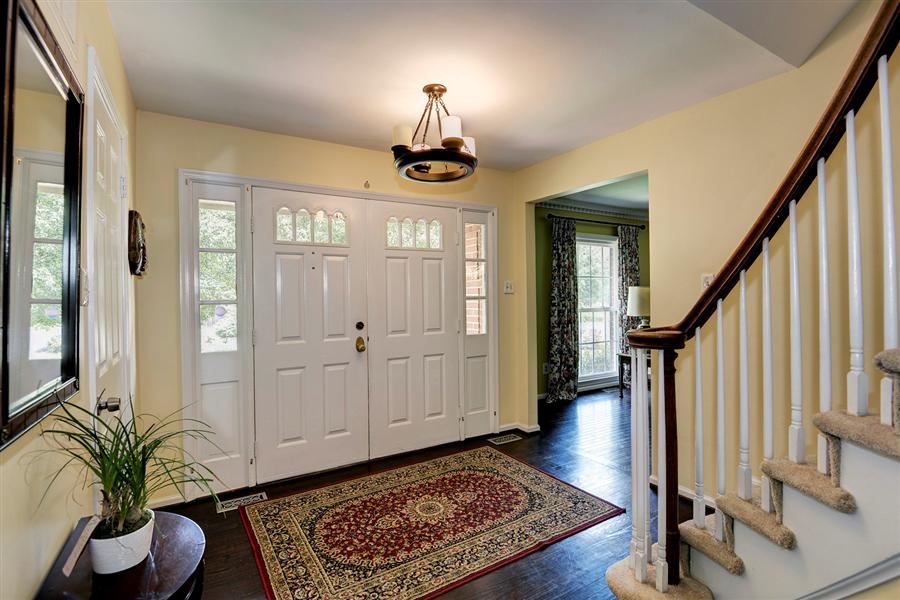 6615 Weatheford Ct McLean VA 22101